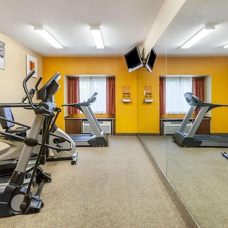 Microtel Inn & Suites By Wyndham Verona Esterno foto