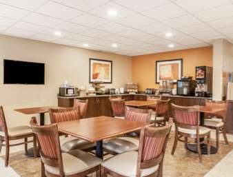 Microtel Inn & Suites By Wyndham Verona Ristorante foto